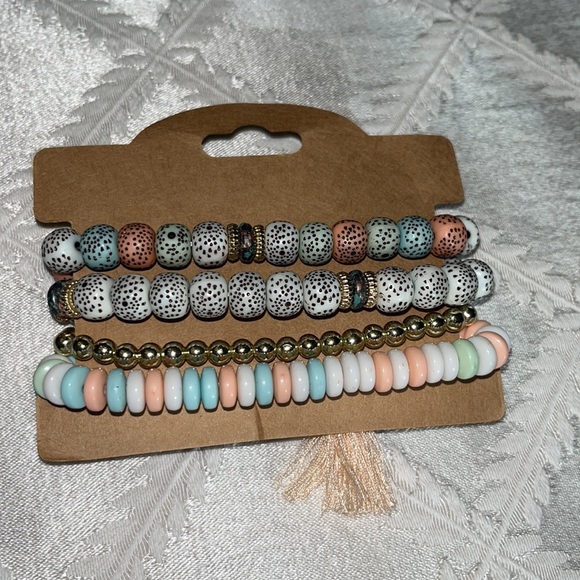 Christmas sale! New Boho multicolored stackable stretch bead bracelets. (4) - Picture 3 of 4